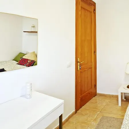 Casa Polita Holiday home Castillo del Romeral